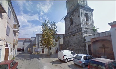 Capaccio Capoluogo - Piazza dell'Orologio con la torre campanaria in primo piano