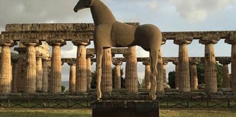 I templi di Paestum a confronto con un'opera contemporanea